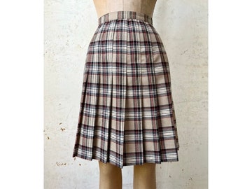 Vintage 80’s 90’s Briggs Tan Plaid Pleated Kilt Style Skirt sz 30” Waist sz Md