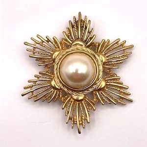 Givenchy Brooch - Etsy