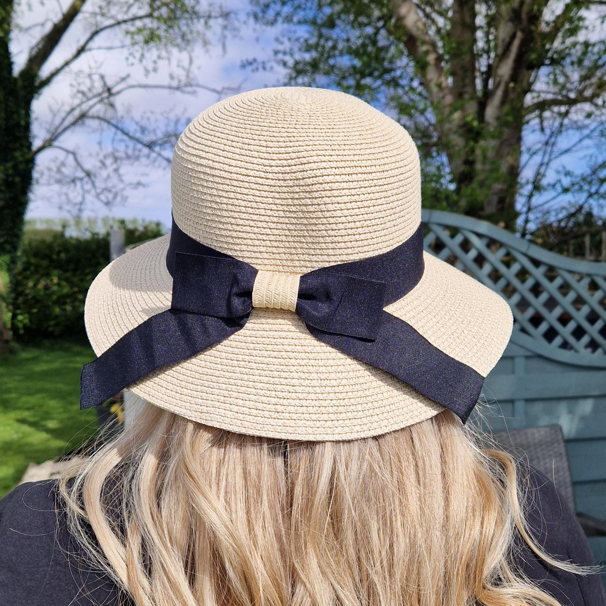VTG cloche paper sun hat with a black and white bow band.made in Italy Girls White Vintage Style Black Bow Tie Cloche Hat – Mia  main image 4