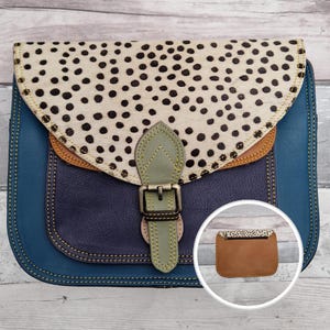 アニマルプリントのリサイクルレザークロスボディバッグ：ユニークなパッチワークデザイン