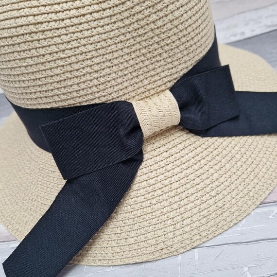 Foldable Paper Cloche Hat: Natural Color With Black Bow - Etsy display picture 3