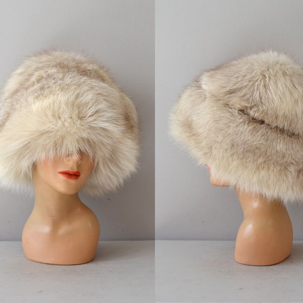 From Russia with Love / fox fur hat / big fur hat