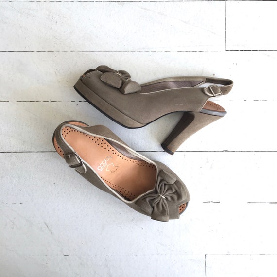 Shale peeptoe platforms | vintage 1940s shoes | 4… - image 2