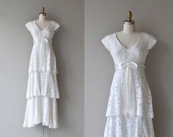 Fouetté wedding dress | vintage 70s wedding dress | lace 1970s wedding dress