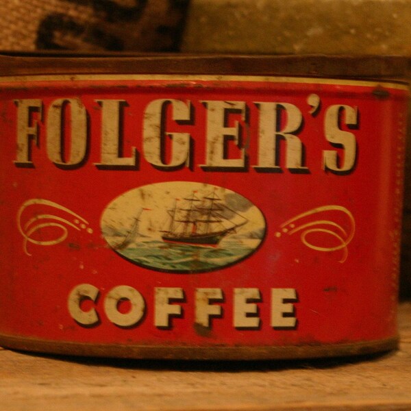 FOLDERS Eco-Friendly Hand-Poured Soy Wax Candle In Vintage Coffee Tin Can GREAT Gift for Coffee Lovers