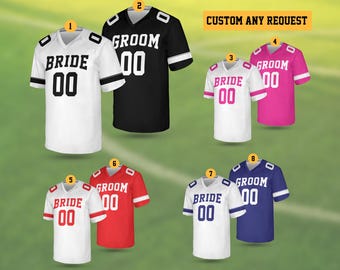 Gepersonaliseerde voetbalshirt vrijgezellenfeest, aangepaste naam nummer bruid en bruidegom bruiloft, huwelijksreis echtgenoot, vrouw matchend team jersey v-hals