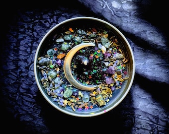 Moon Mist Soy Candle, Handmade with Organic Herbs & Crysals