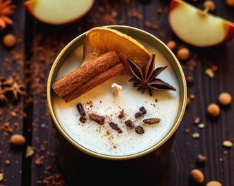 Antique Apple Soy Candle: Handmade with Cinnamon & Anise