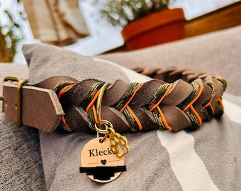 Handmade leather collar with paracord decor