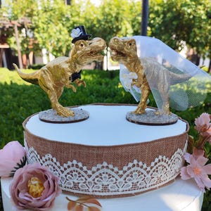 Dinosaur Wedding Cake Topper: T-Rex Bride & Groom - Rustic Gold Décor