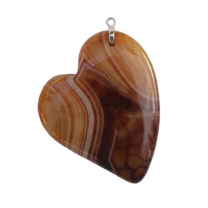 Dragon Veins Agate Pendant in Lovers Heart Design Cognac Hues