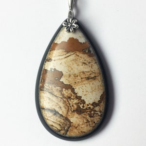 Black Bordered African Queen Picture Pendant - Gallery Quality