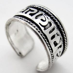 Om Mani Padme Hum Man&#39;s 10mm Adjustable Om Ring