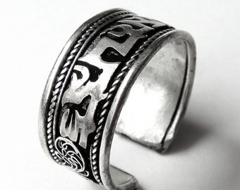 Om Mani Padme Hum 10mm Adjustable Ring Hand-Made White-Brass Filigree Ring