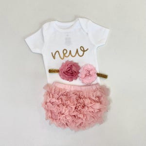 Newborn baby girl coming home set going home from the hospital outfit