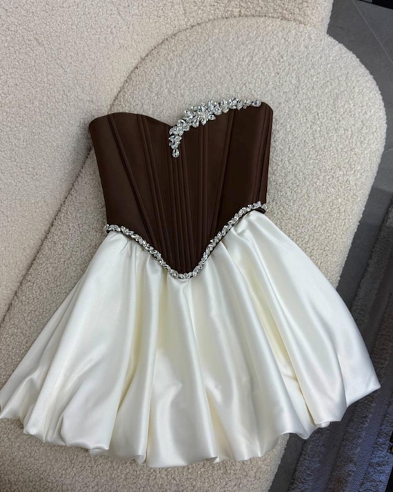 olive dress Elegant Olive Green Pleated Fitted Dress for Women