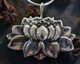 Medium Lotus Pendant Necklace