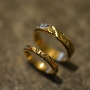 14K Gold Wedding Ring set Leaf Texture Natural Woodland Style image 1
