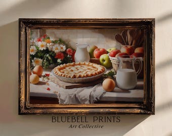 Puede incluir: Una pintura enmarcada que representa una naturaleza muerta con una tarta, manzanas y leche en una jarra y un vaso. La tarta es una tarta de manzana tradicional con una corteza dorada y una parte superior de rejilla. Las manzanas son rojas y verdes y están dispuestas en una cesta. La leche es blanca y está en una jarra y un vaso. La pintura está sobre un fondo blanco y está enmarcada en un marco marrón oscuro. El texto "BLUEBELL PRINTS Art Collective" está debajo del marco.