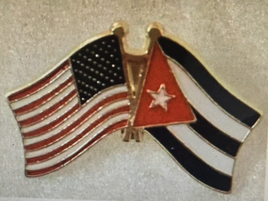Spilla Bandiera Americana In Lega Di Zinco: 2,5x1,8 Cm, Con Montatura Oro, Perfetta Per 4 Luglio, Memorial Day E Regali Patriottici