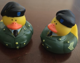 2pcs Army Rubber Duck