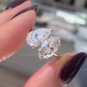 2.0 CT Pear & Marquise Cut Toi Et Moi Moissanite Engagement Ring Two Stone Ring 18K Yellow Gold Ring Promise Ring Anniversary Ring Gift Ring