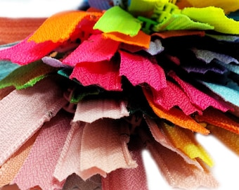 100 Pastel & Bright YKK Zippers – 7 Inch, #3 Assortment