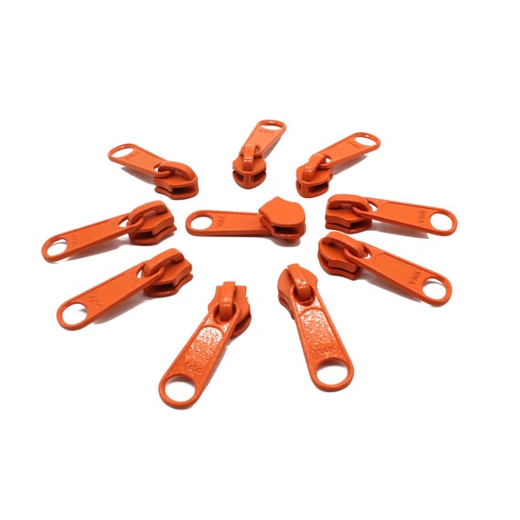  YKK #5C Nylon Coil Zipper Key Lock Slider Locking Zipper Pull :  Arts, Crafts & Sewing