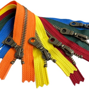 Crafter&#39;s Special YKK#5 Antique Brass with Fancy Pull (Donut) -5 Pcs Metal Zipper Closed-End for Handbags - Made In USA 7&quot;, 9&quot; Pick a Color