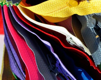 YKK #3 Zippers 16 Inch – Skirt & Dress, Assorted Colors, 25 Pieces