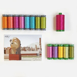 Aurifil Thread Houser Collection ACLAB1-3 (40wt, 28wt Machine Appliqué) 1 grande 40wt, 5 piccole bobine 40wt, 8 piccole bobine di 28wt, cartolina