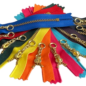 Crafter&#39;s Special YKK 4.5s Golden Brass with Chain Link Pull - 5 Pcs Metal Zipper Closed-End for Small Handbag or Pouch  3&quot;- 11&quot; Made In USA