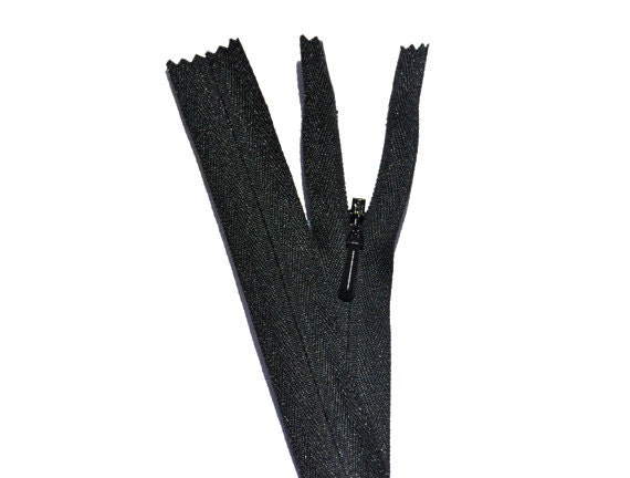 YKK #3 Invisible Concealed Coil Separating Zipper - Knitted Tape 12 to 36
