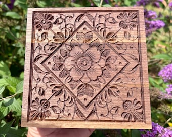 Handcrafted Sappy Walnut Trinket Box: Floral Jewelry Organizer
