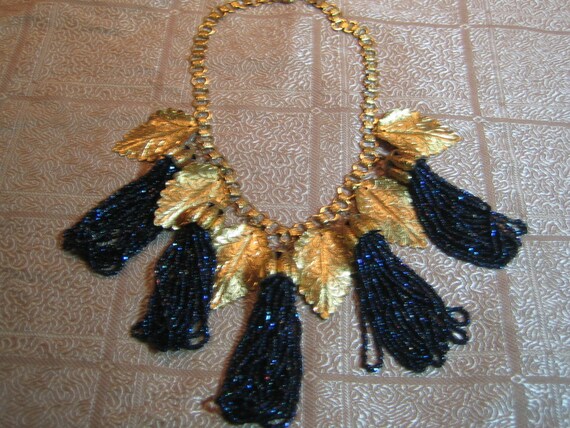 Designer HOLLYWOOD creme de la creme 1940's Neckla