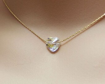 Alla hjärtans dag kristallhjärthänge halsband delikat guldfylld kedja handgjord premium fasetterad kristall AB flytande hjärta elegant minimalistisk