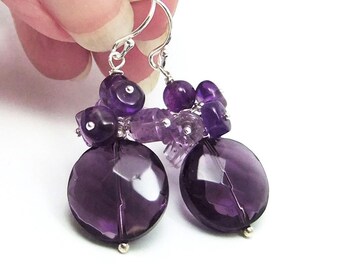 Ametist Ädelsten Kluster Droppörhängen Handgjorda Sterling Silver Örhängenkrokar Ametist Myntpärlor Heishi Pärlor Boho