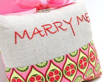 engagement ring presentation pillow- ''Marry Me'' hand embroidered on linen with pink, yellow, green print