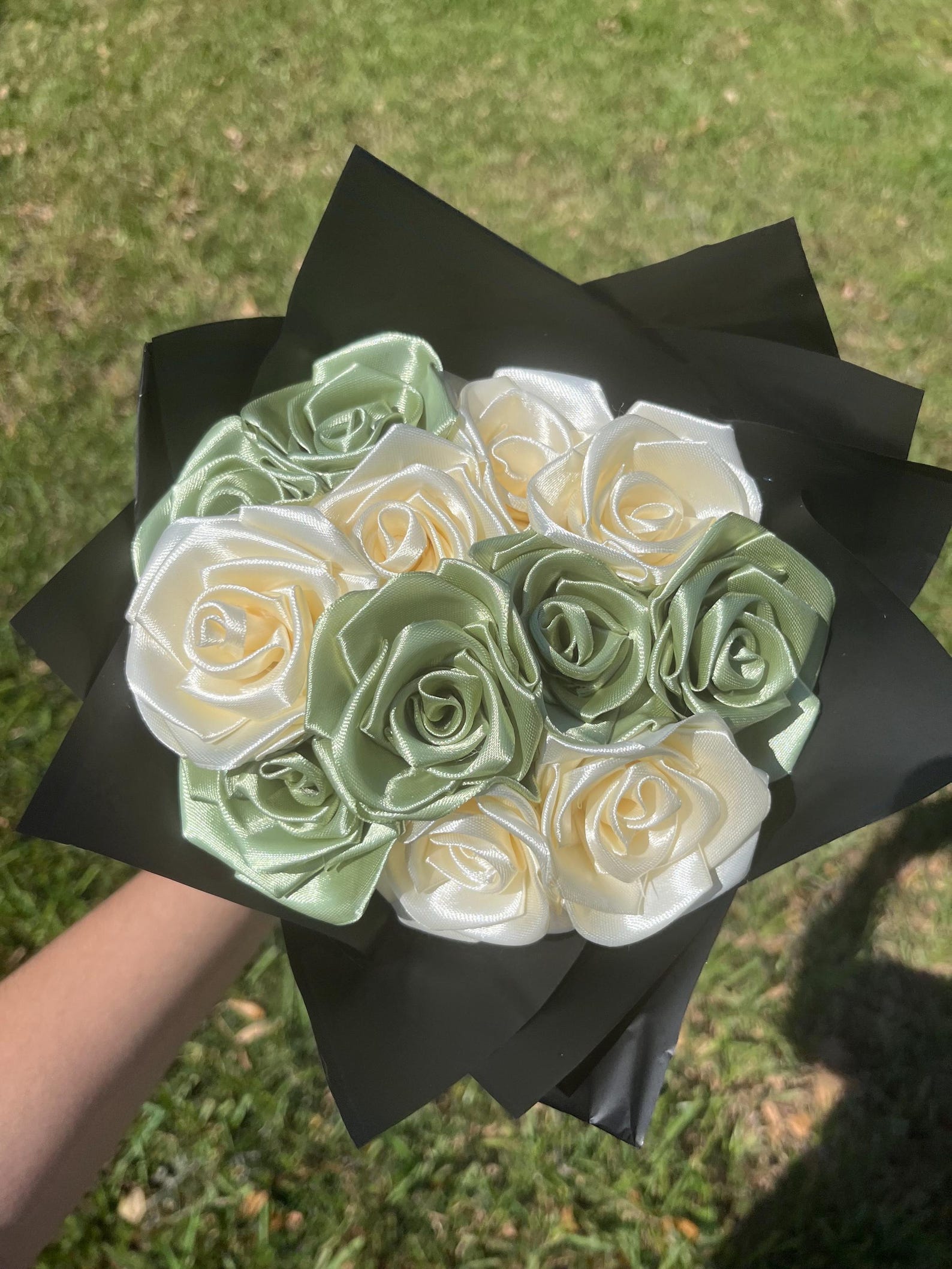 Sage Green & Cream Ribbon Bouquet | 12 Count| Green Ramo| Ramo Buchon ...