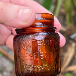 1909-1915 amber Vaseline chesebrough New York