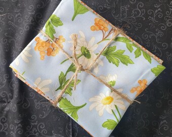 Fresh Daisy fat quarter bundle, 7 spring floral quilting fabrics