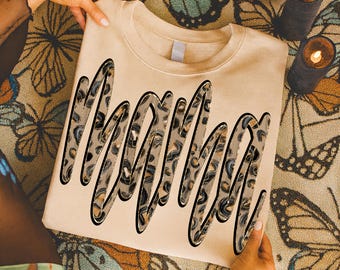 PNG de estampa de leopardo com glitter dourado, desenho à mão, lettering à mão, design cursivo para mãe em PNG, estilo preppy em PNG, sublimação moderna, design para artesanato em PNG.