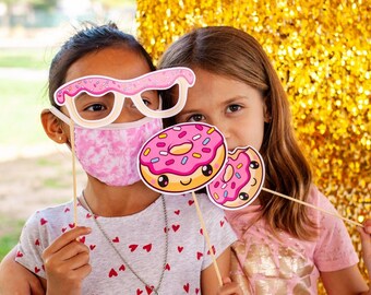 17 Kawaii Donut PRINTABLE Photo Booth Props, Cute Sweet Centerpieces Cake Toppers - Editable Text >> Instant Download | Paper and Cake