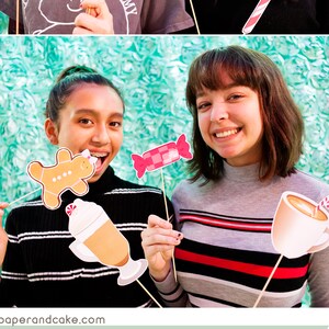 22 Candyland DRUCKBARE Photobooth Requisiten, Gumdrops, Lebkuchen, Zuckerstange - Bearbeitbarer Text &gt;&gt; Digitaler Download | Papier und Kuchen