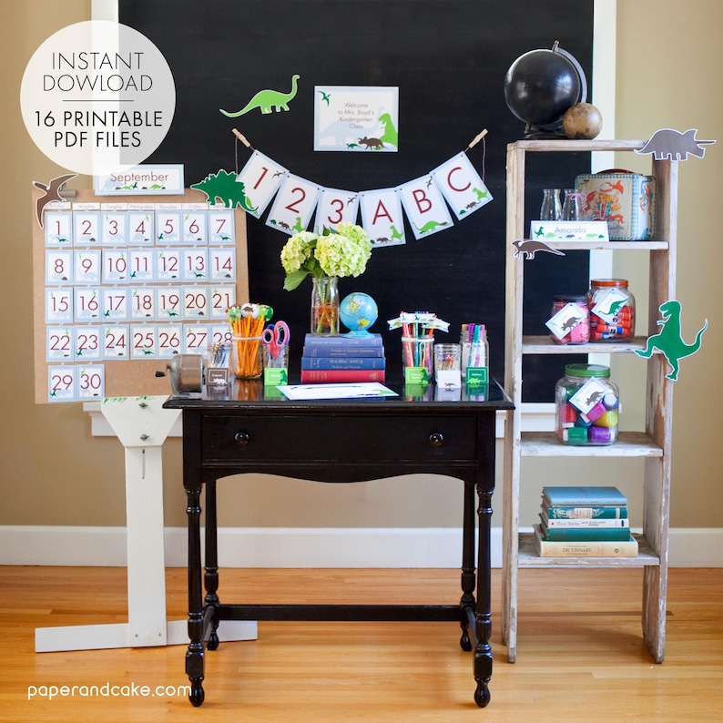 Dinosaur Classroom PRINTABLE - Teacher Supplies - Bulletin Board Decor ...