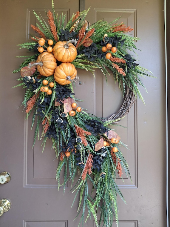 Large Halloween Pumpkin Cascading Sawgrass Front Door Wreath, Autumn Wreath, Pumpkin Fall Front Porch Decor, Elegant Fall Pumpkin Wreath