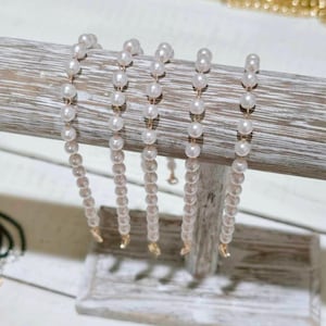 Gold link with pearls trucker hat chain