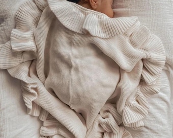 Knitted Baby Swaddle Blanket – Newborn Ruffle Stroller Cover, Soft Infant Nap Bedding Cradle Blanket, Cozy Baby Shower Gift