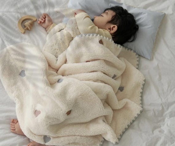 Baby Soft Fleece Blanket – Newborn Swaddle Quilt, Cozy Kids Kindergarten Bedding, Warm Baby Sleeping Cover Gift