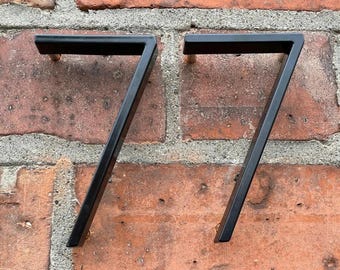 5-Zoll-modernes Haus schwarze Zahlen und Buchstaben